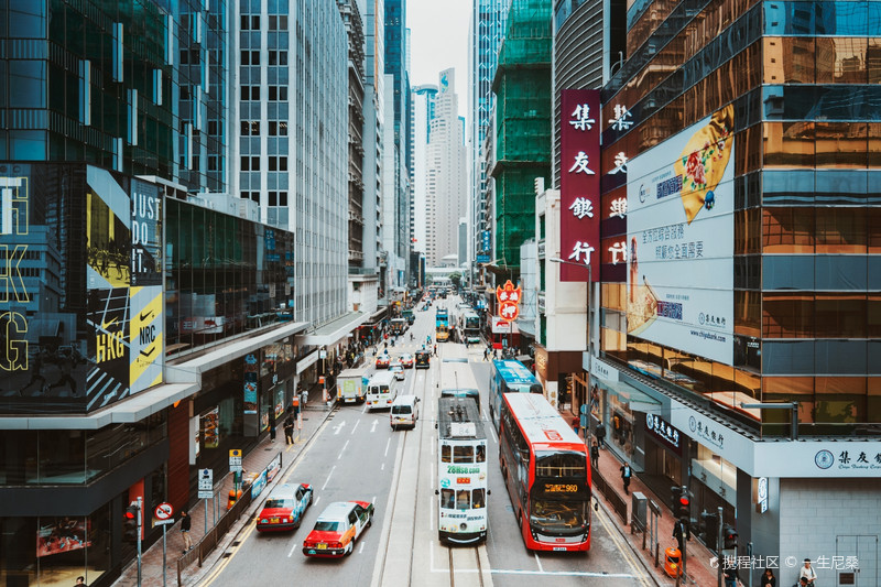 香港日常,友情、家庭与温馨的旅程